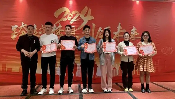 01.webp.jpg 01.webp.jpg