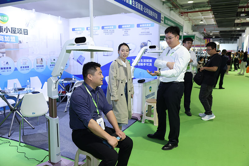 ZCYO8128.jpg ZCYO8128.jpg